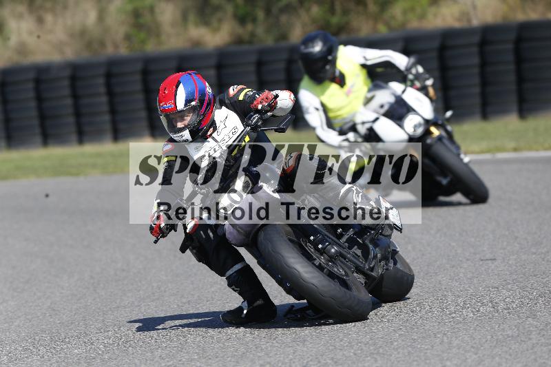 /Archiv-2025/49 26.08.2025 Cornu Master School ADR/blau-bleu/0-1